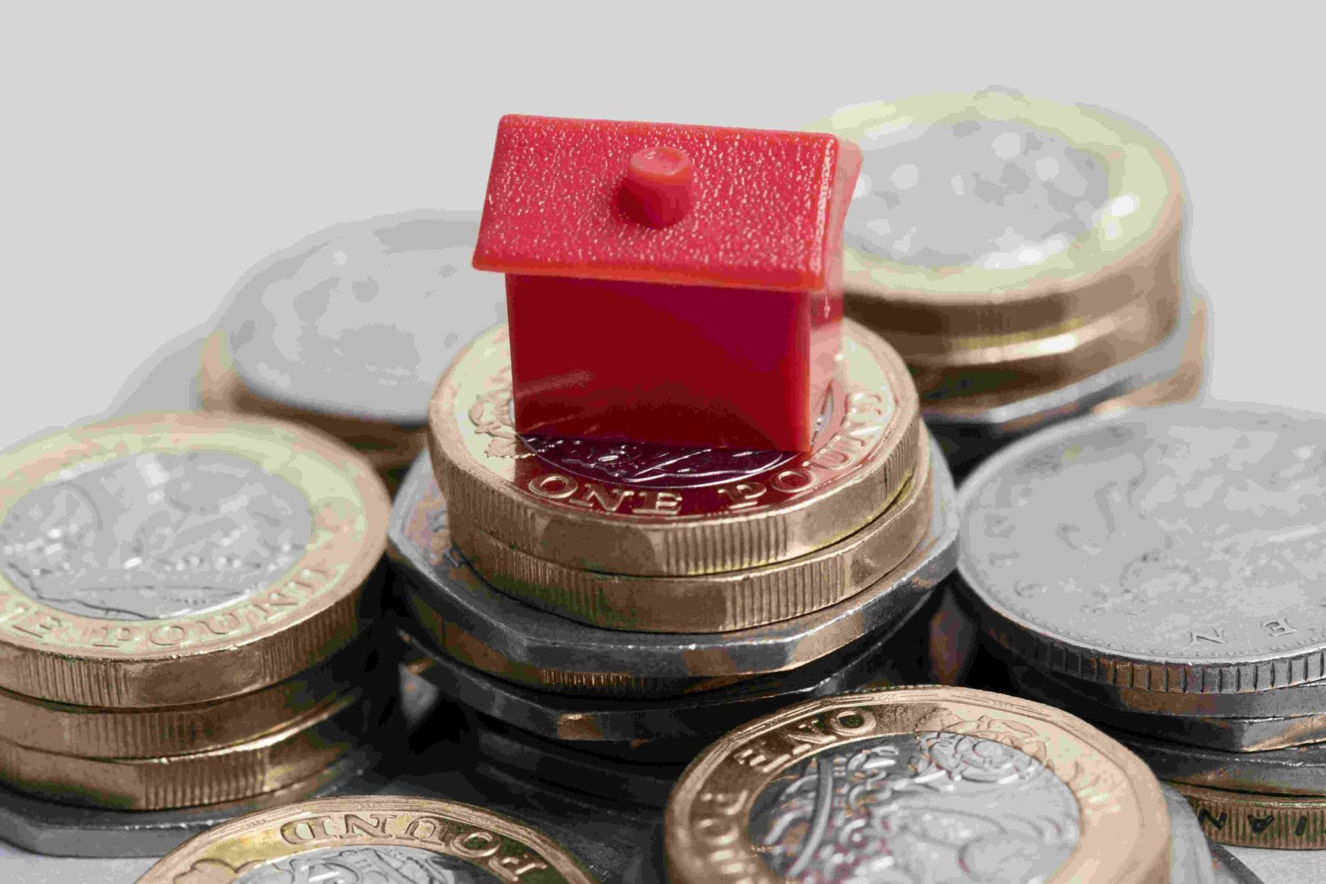 Withyou Property Limited | 英國註冊物業管理公司｜曼徹斯特地產代理 英國買賣樓，現金買家定係按揭買家係最佳選擇？